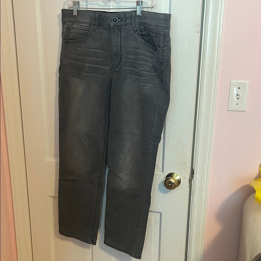Democracy women’s Straight leg Jeans